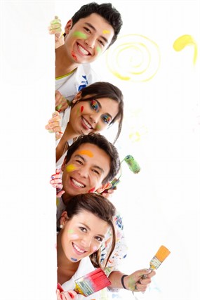 刷油漆帅哥美女图片